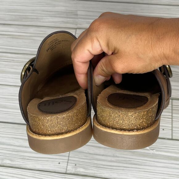 Sofft Women's Sz 8 Brown Suede Leather Buckle Clogs Mules Slip-On Comfort Shoes - Picture 4 of 6